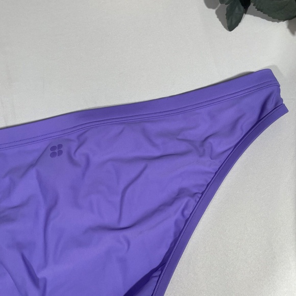 NEW $58 Sweaty Betty [ Large ] Bikini Bottoms in Aster‎ Purple - Picture 10 of 12